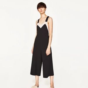 V-neck jumpsuit. (NWT)